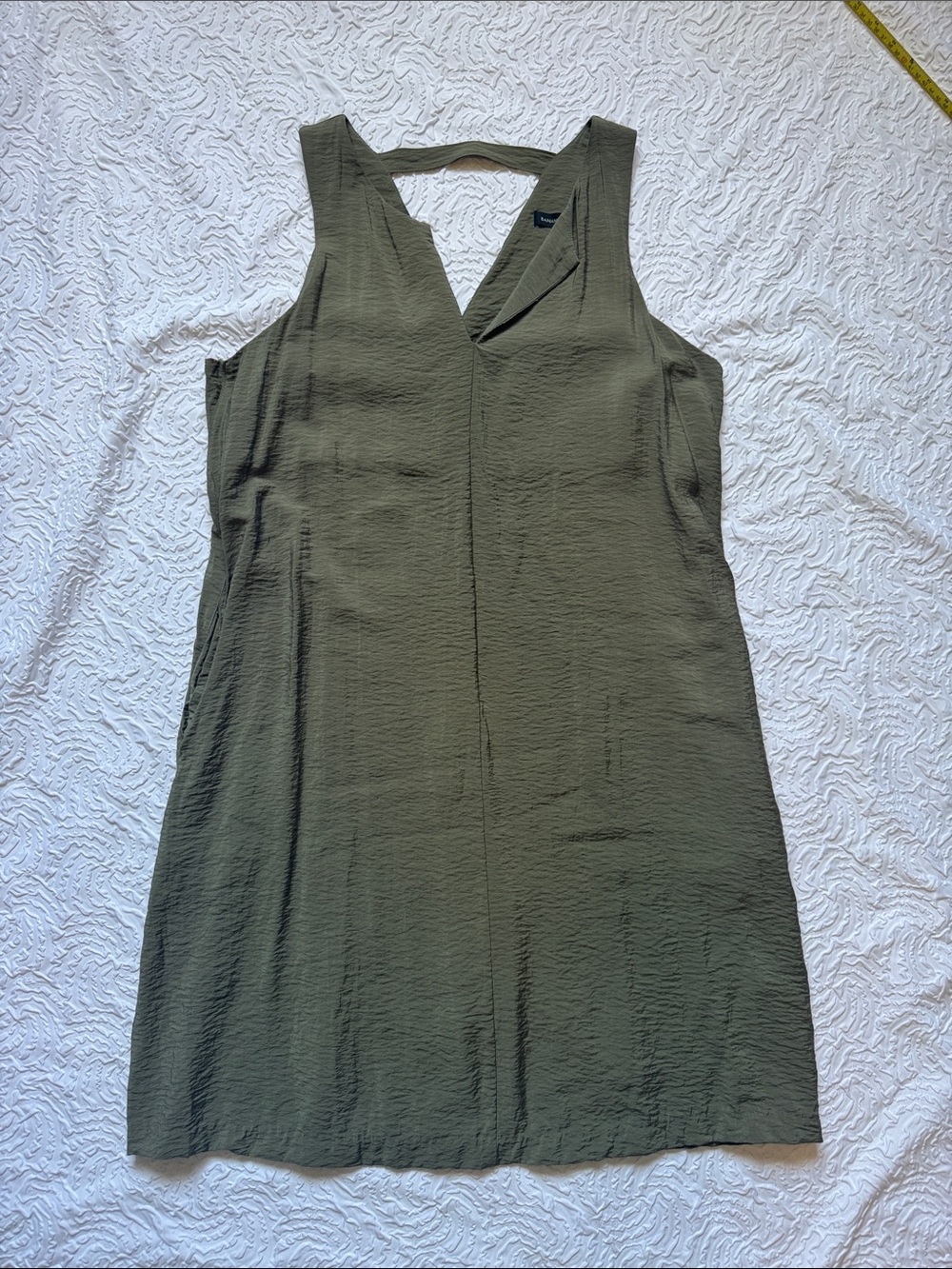 Banana Republic Olive Green Sleeveless V-Neck Shift Dress